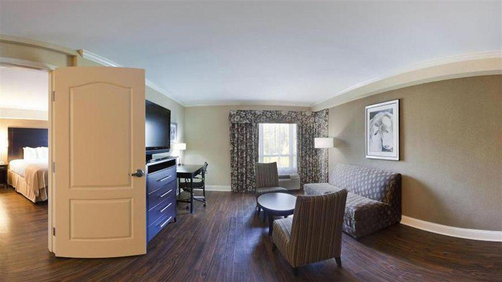 Holiday Inn Macon North By Ihg Exterior foto